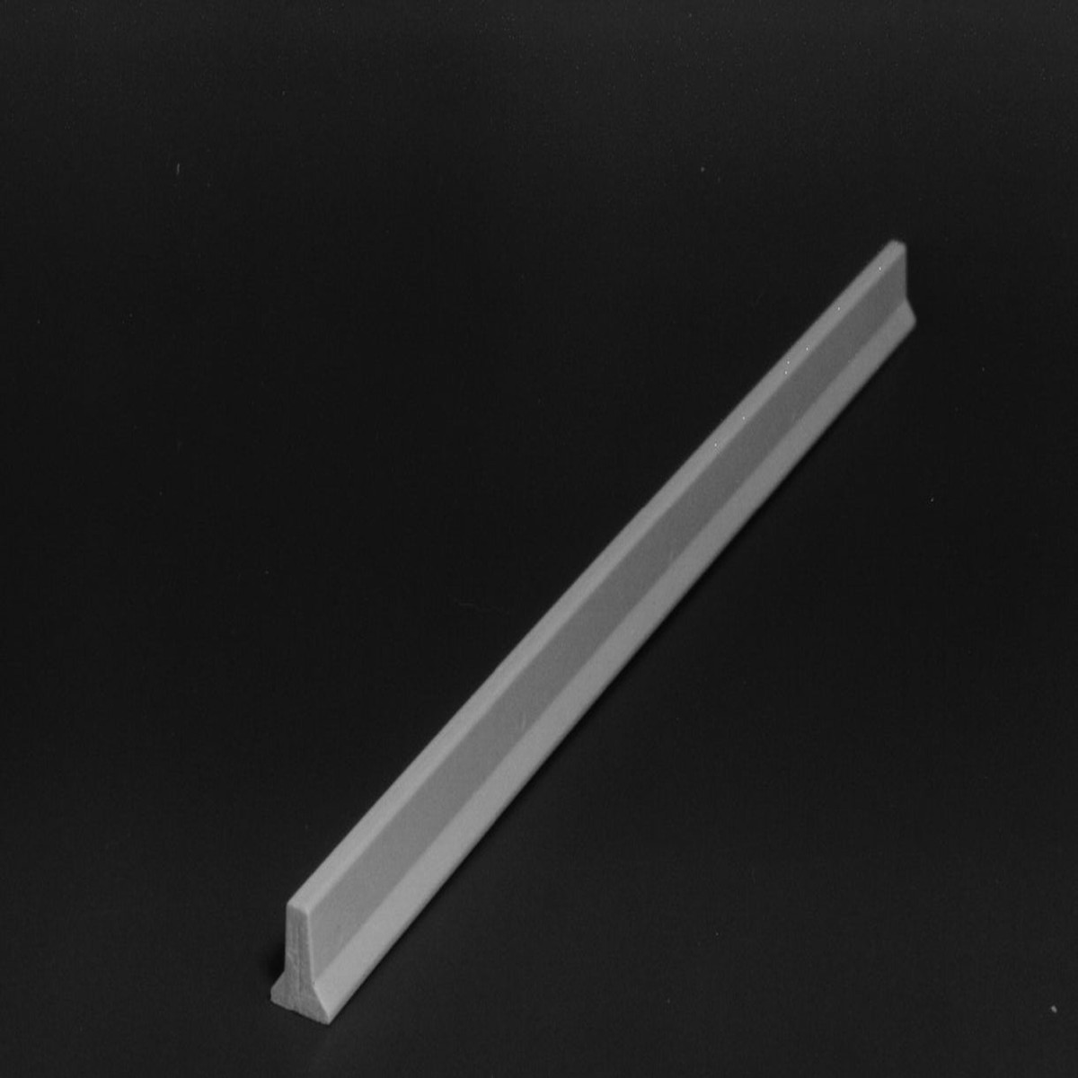 rix-products-ho-highway-divider-4-50-sections